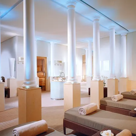 Schloss Fuschl, A Luxury Collection & Spa, Fuschlsee-salzburg 5* Hof bei Salzburg