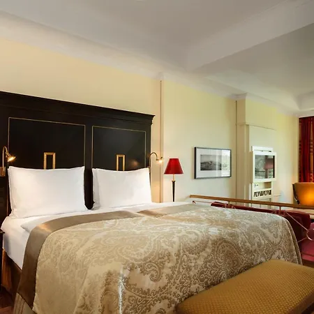 Schloss Fuschl, A Luxury Collection & Spa, Fuschlsee-salzburg 5* Hof bei Salzburg